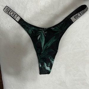 Victoria’s Secret shine strap panty- Thong
